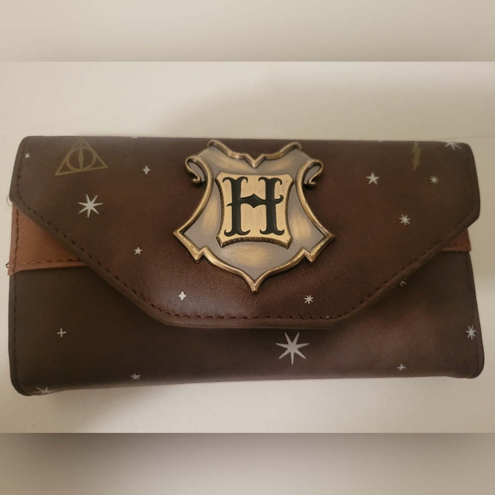 Harry Potter Brown Leather Wallet with Gold Emblem